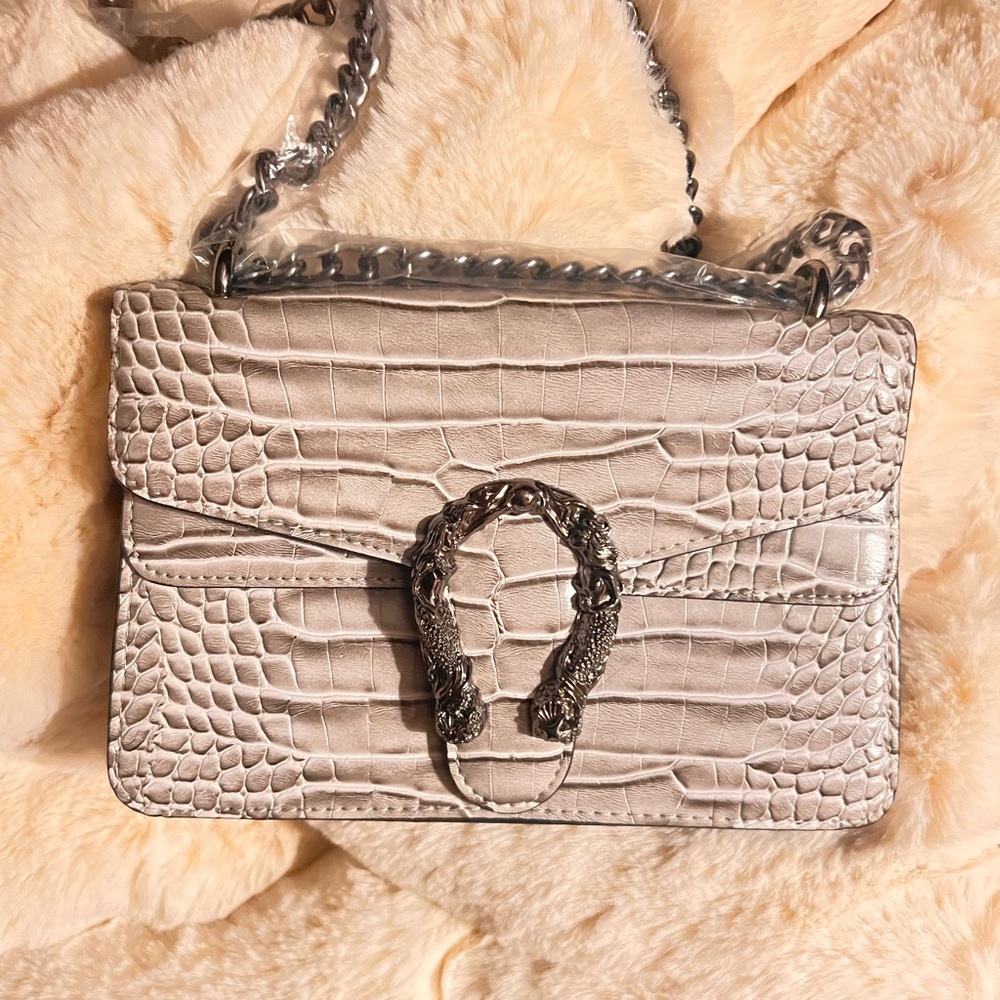 Elegant Silver Crocodile-Embossed Women's Bag